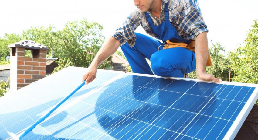 Why-Should-You-Clean-Your-Solar-Panels-And-How-To-Clean
